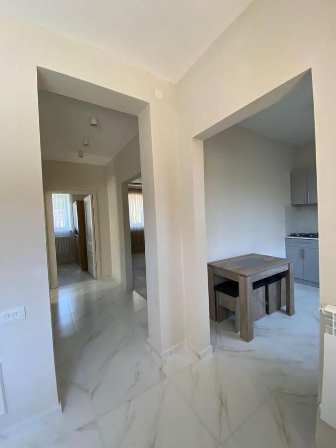 Lidiani Guest House Gyumri Bagian luar foto